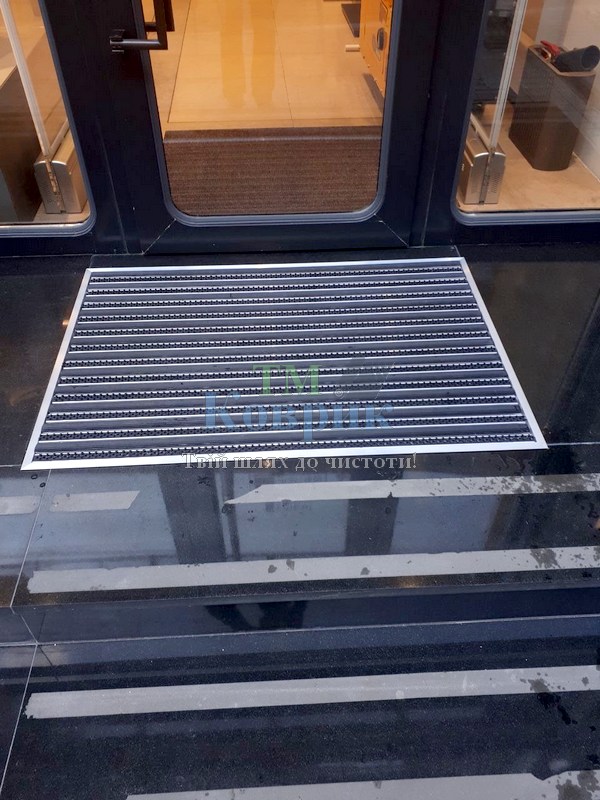 Брудозахисна решітка