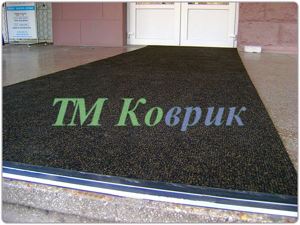 Грязепогощаючий килимок