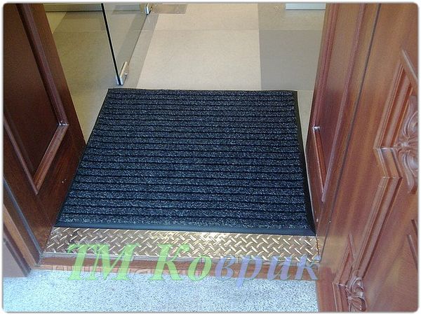 Купить грязезащитный коврик "Лан" украина