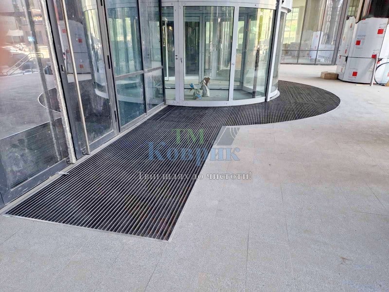 купити брудозахисні грати в Україні