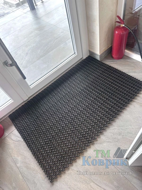 резиновый коврик уличный