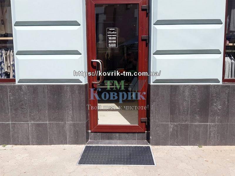 резиновый коврик придверный купить