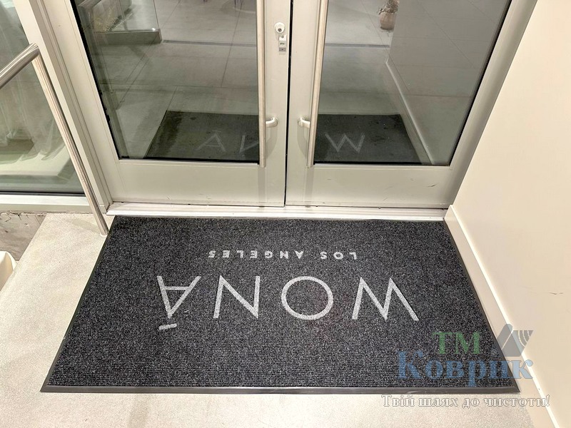 килимок з лого на замовлення