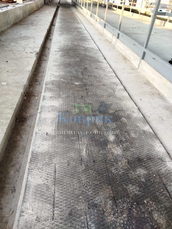 гумова плитка на ферму