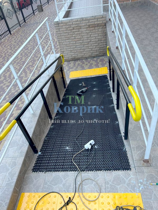 антискользящее покрытие для пандуса