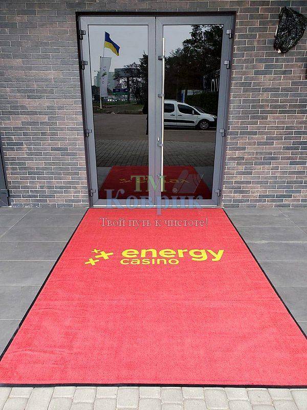 килимок з логотипом
