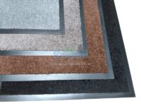 Грязезащитный придверный коврик