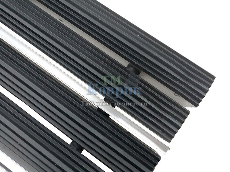 Грязезащитная решетка "ЛЕН" (резина+резина+скребок)