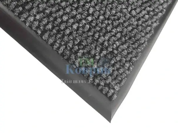 Килимок при вході